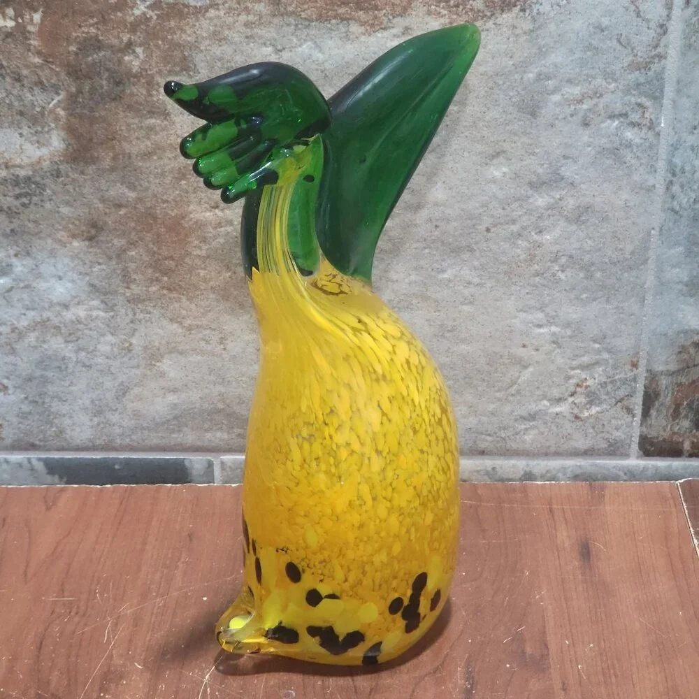 Vintage Crystal Yellow Green Art Glass Toucan Bird Figurine Paperweight